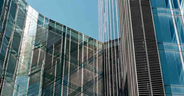 能上U管的加速器